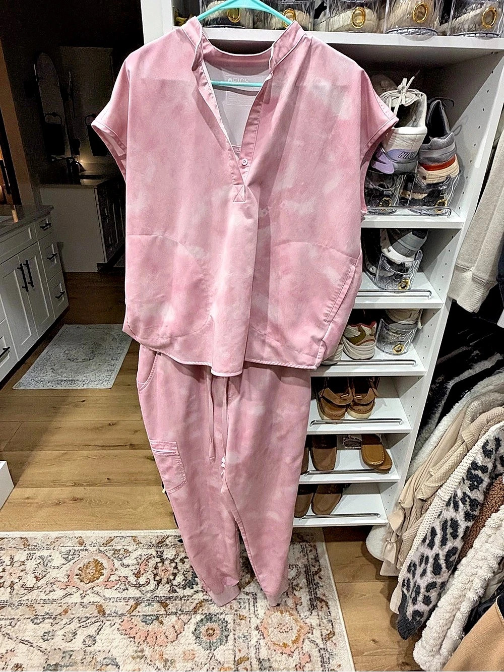 FIGS Women’s Marbled Rose